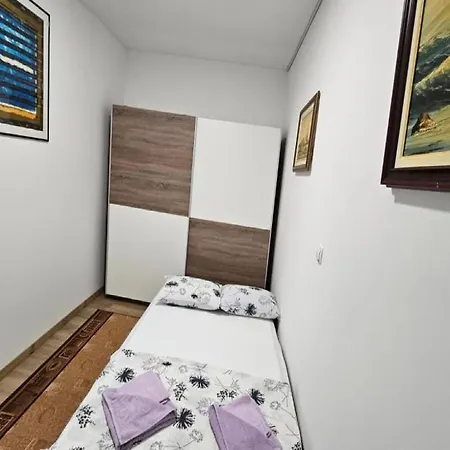 公寓 Apartman Gracac Gračac