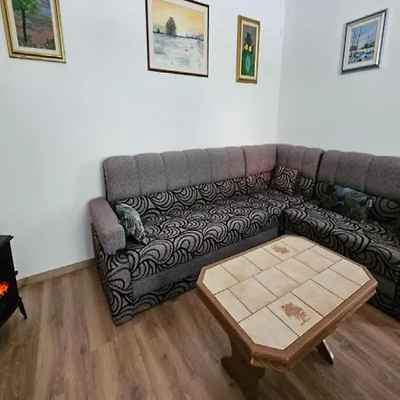 公寓 Apartman Gracac Gračac