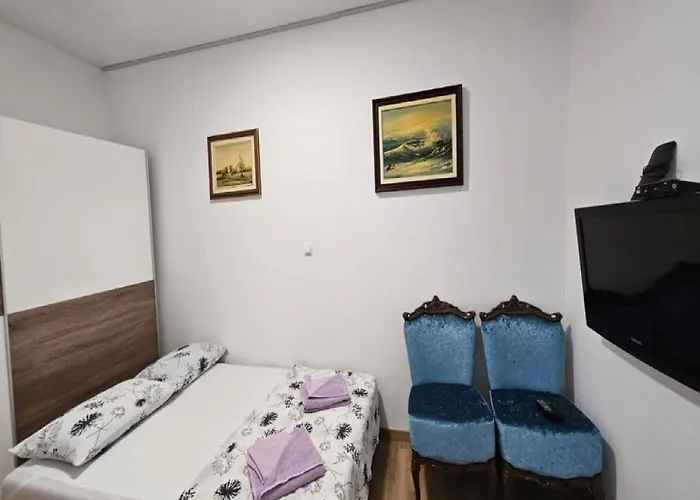 Апартаменты Apartman Gracac *